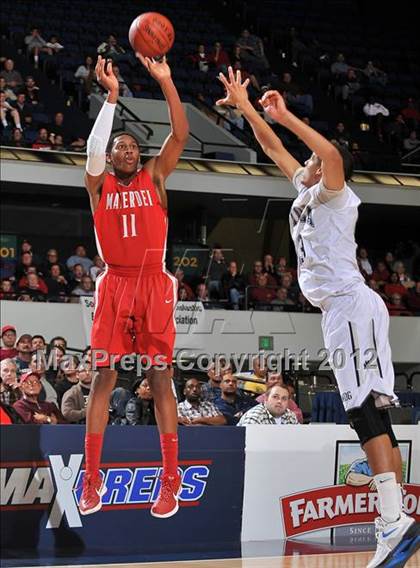 Thumbnail 2 in Mater Dei vs. Loyola (CIF SS D1AA Playoffs) photogallery.