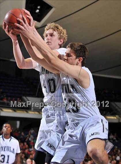 Thumbnail 2 in Mater Dei vs. Loyola (CIF SS D1AA Playoffs) photogallery.