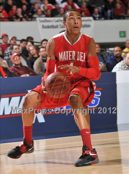 Thumbnail 3 in Mater Dei vs. Loyola (CIF SS D1AA Playoffs) photogallery.