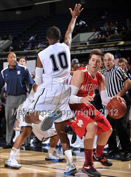 Thumbnail 1 in Mater Dei vs. Loyola (CIF SS D1AA Playoffs) photogallery.