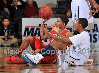 Thumbnail 3 in Mater Dei vs. Loyola (CIF SS D1AA Playoffs) photogallery.