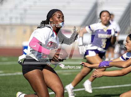 Thumbnail 2 in Cleveland @ Valencia photogallery.