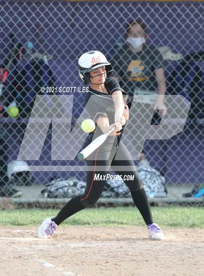 Thumbnail 1 in Amanda-Clearcreek vs Bloom-Carroll photogallery.