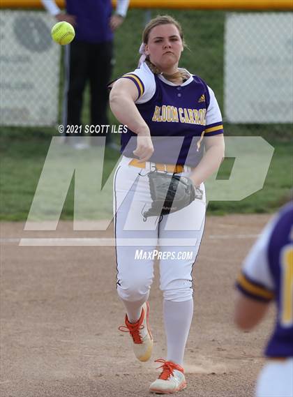 Thumbnail 2 in Amanda-Clearcreek vs Bloom-Carroll photogallery.