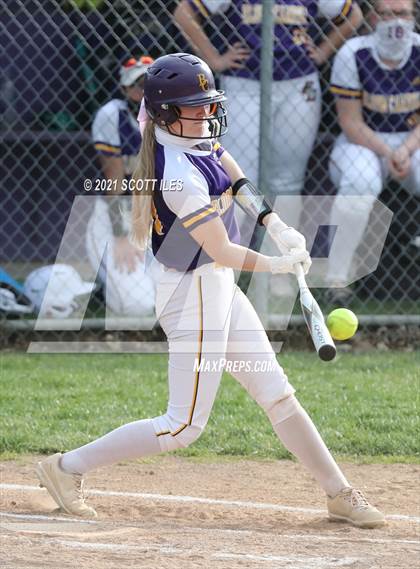 Thumbnail 2 in Amanda-Clearcreek vs Bloom-Carroll photogallery.