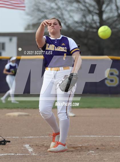 Thumbnail 3 in Amanda-Clearcreek vs Bloom-Carroll photogallery.