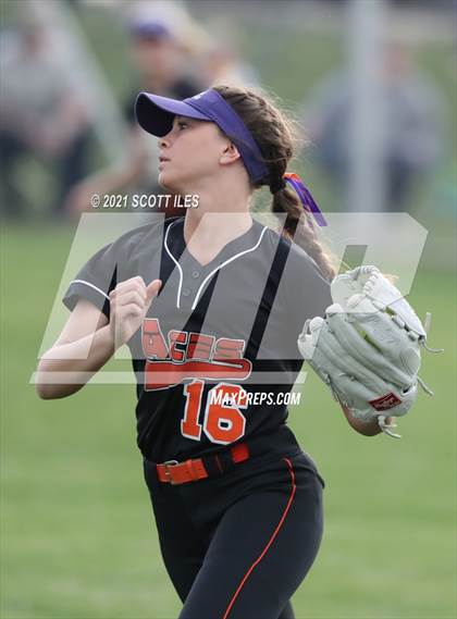 Thumbnail 3 in Amanda-Clearcreek vs Bloom-Carroll photogallery.