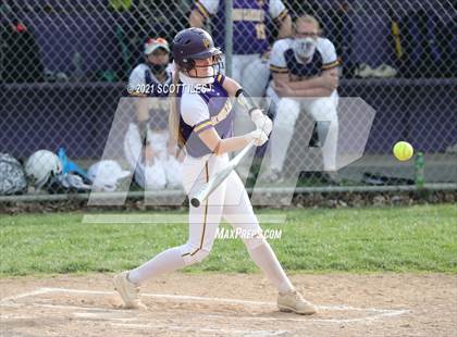 Thumbnail 3 in Amanda-Clearcreek vs Bloom-Carroll photogallery.