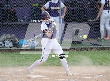 Thumbnail 2 in Amanda-Clearcreek vs Bloom-Carroll photogallery.