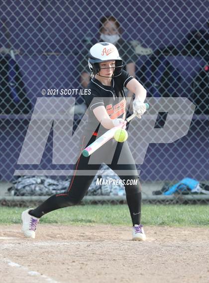 Thumbnail 2 in Amanda-Clearcreek vs Bloom-Carroll photogallery.