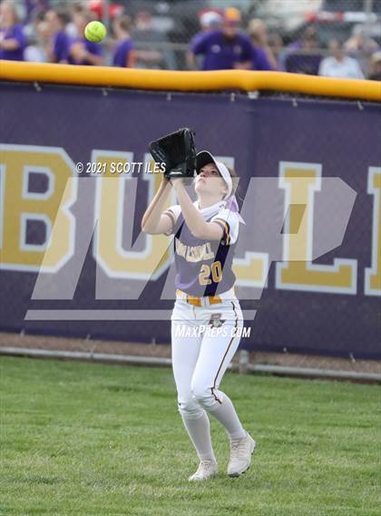Thumbnail 2 in Amanda-Clearcreek vs Bloom-Carroll photogallery.