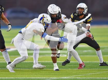 Thumbnail 2 in Cerritos vs Gahr photogallery.