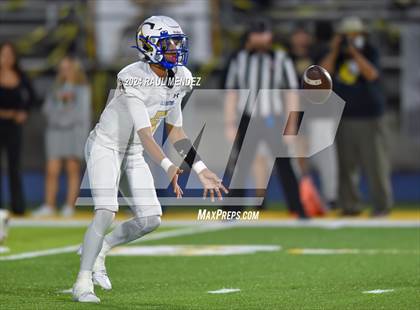 Thumbnail 3 in Cerritos vs Gahr photogallery.
