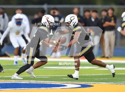 Thumbnail 2 in Cerritos vs Gahr photogallery.