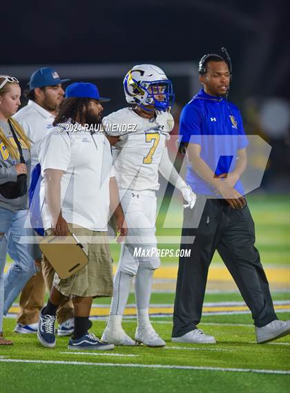 Thumbnail 1 in Cerritos vs Gahr photogallery.