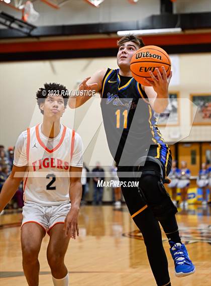 Thumbnail 3 in Logan @ Chapmanville Regional photogallery.