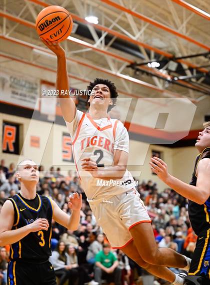 Thumbnail 1 in Logan @ Chapmanville Regional photogallery.