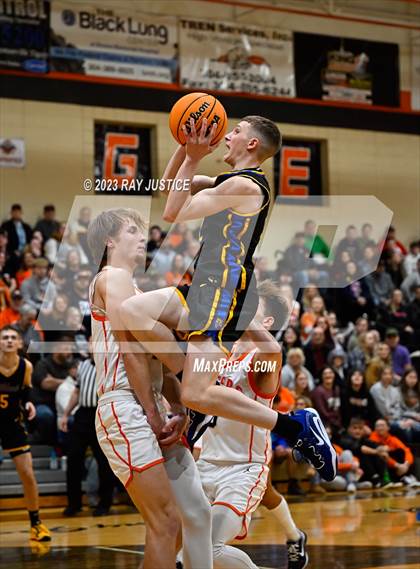 Thumbnail 1 in Logan @ Chapmanville Regional photogallery.