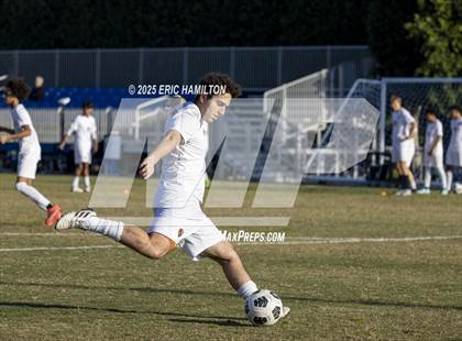 Thumbnail 3 in Beverly Hills @ Windward photogallery.