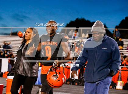 Thumbnail 3 in Churchland @ Lake Taylor photogallery.
