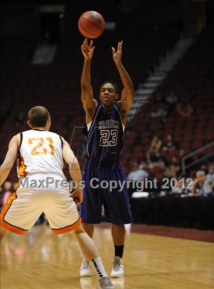 Thumbnail 3 in Chavez vs. Corona del Sol (AIA D1 Final) photogallery.