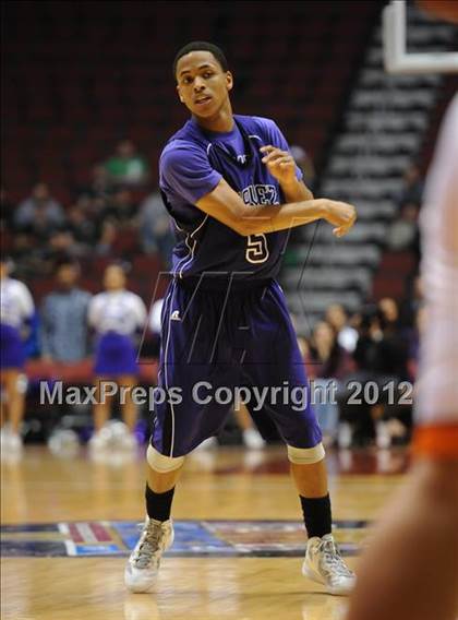 Thumbnail 1 in Chavez vs. Corona del Sol (AIA D1 Final) photogallery.