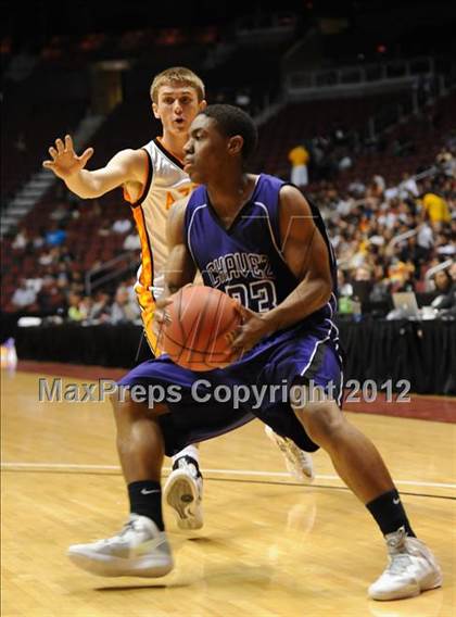 Thumbnail 2 in Chavez vs. Corona del Sol (AIA D1 Final) photogallery.