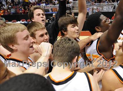 Thumbnail 1 in Chavez vs. Corona del Sol (AIA D1 Final) photogallery.