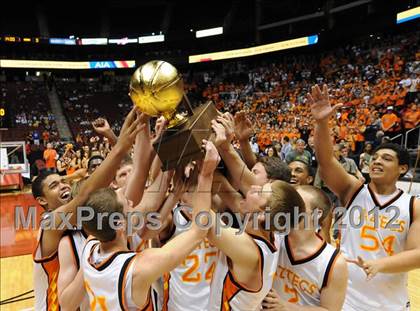 Thumbnail 3 in Chavez vs. Corona del Sol (AIA D1 Final) photogallery.