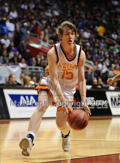Thumbnail 2 in Chavez vs. Corona del Sol (AIA D1 Final) photogallery.