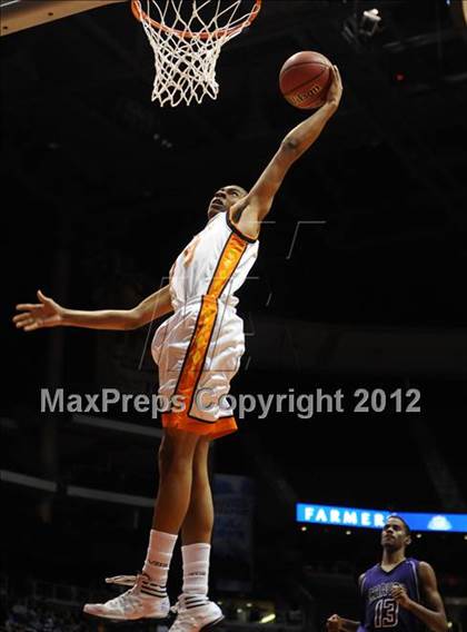 Thumbnail 3 in Chavez vs. Corona del Sol (AIA D1 Final) photogallery.