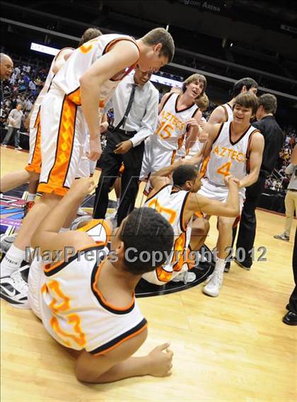 Thumbnail 1 in Chavez vs. Corona del Sol (AIA D1 Final) photogallery.