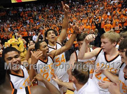 Thumbnail 2 in Chavez vs. Corona del Sol (AIA D1 Final) photogallery.