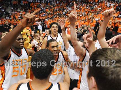 Thumbnail 1 in Chavez vs. Corona del Sol (AIA D1 Final) photogallery.