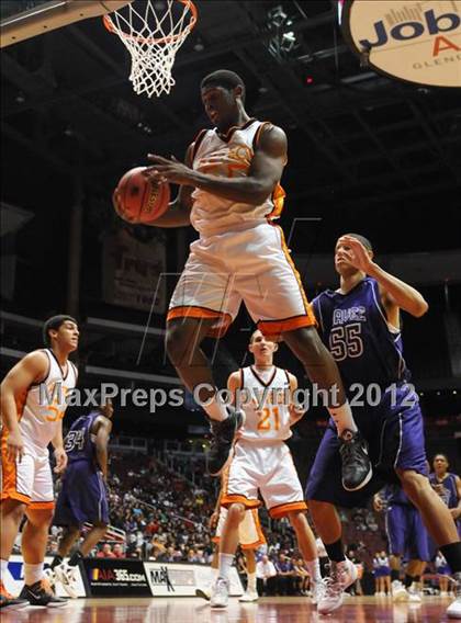 Thumbnail 1 in Chavez vs. Corona del Sol (AIA D1 Final) photogallery.