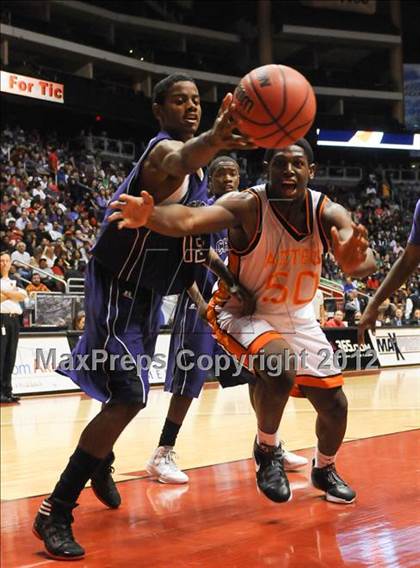 Thumbnail 1 in Chavez vs. Corona del Sol (AIA D1 Final) photogallery.