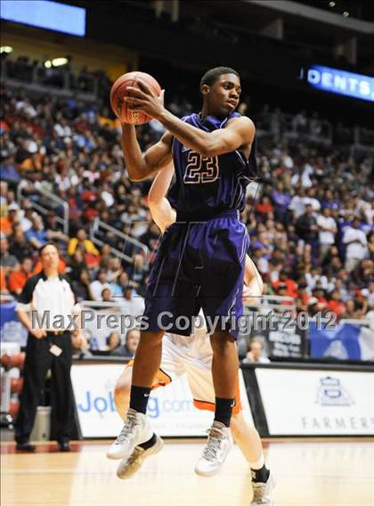 Thumbnail 1 in Chavez vs. Corona del Sol (AIA D1 Final) photogallery.