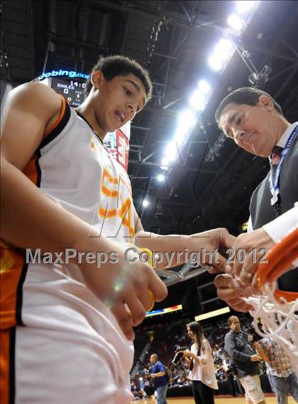 Thumbnail 1 in Chavez vs. Corona del Sol (AIA D1 Final) photogallery.
