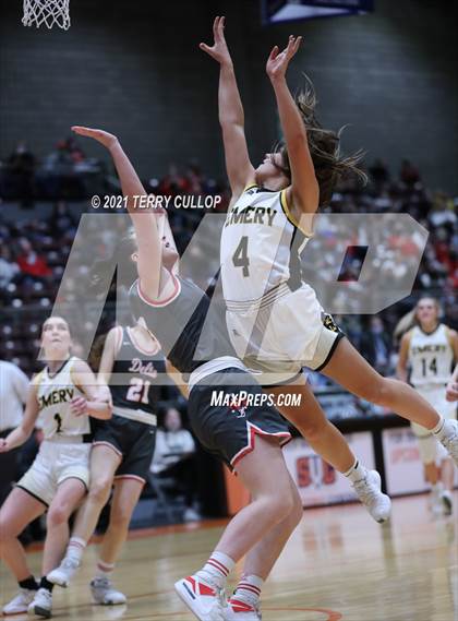 Thumbnail 2 in Delta vs. Emery (UHSAA 3A Quarterfinal) photogallery.