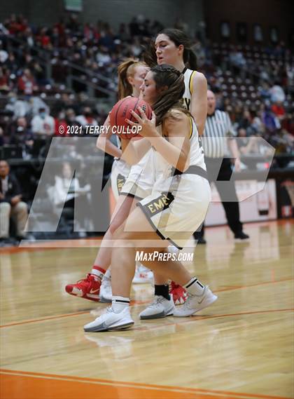 Thumbnail 2 in Delta vs. Emery (UHSAA 3A Quarterfinal) photogallery.