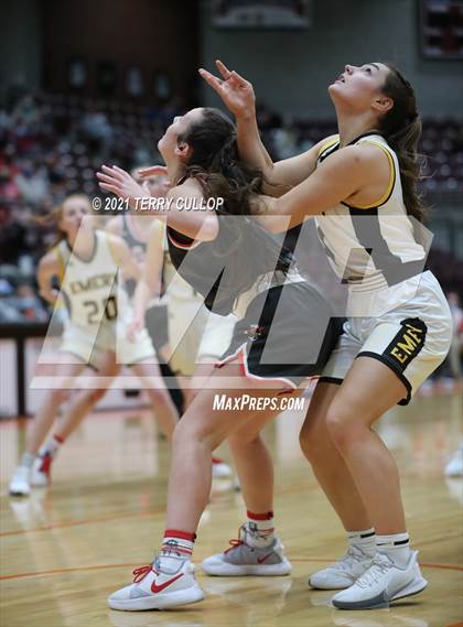 Thumbnail 1 in Delta vs. Emery (UHSAA 3A Quarterfinal) photogallery.