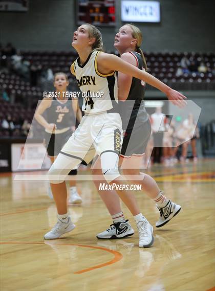 Thumbnail 2 in Delta vs. Emery (UHSAA 3A Quarterfinal) photogallery.