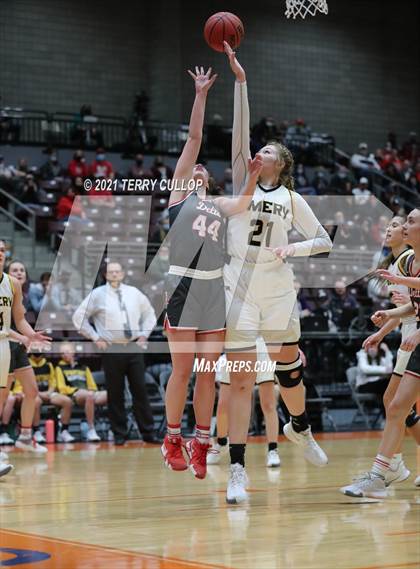 Thumbnail 2 in Delta vs. Emery (UHSAA 3A Quarterfinal) photogallery.