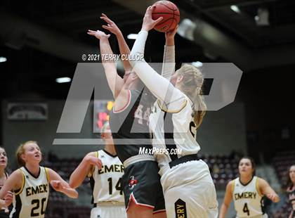 Thumbnail 1 in Delta vs. Emery (UHSAA 3A Quarterfinal) photogallery.