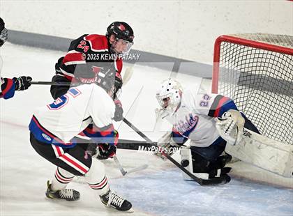 Thumbnail 1 in Masuk @ Fairfield Warde/Ludlowe photogallery.