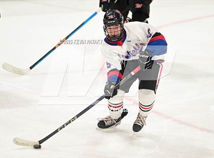 Thumbnail 2 in Masuk @ Fairfield Warde/Ludlowe photogallery.