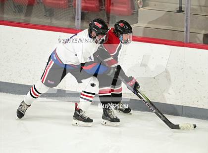 Thumbnail 3 in Masuk @ Fairfield Warde/Ludlowe photogallery.