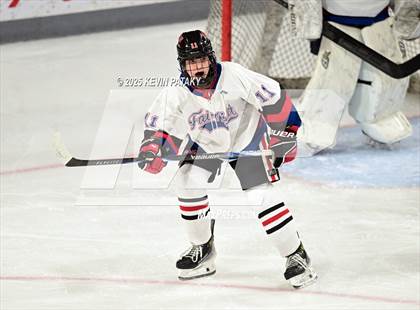 Thumbnail 2 in Masuk @ Fairfield Warde/Ludlowe photogallery.