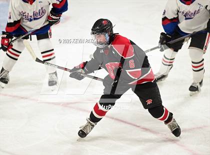 Thumbnail 3 in Masuk @ Fairfield Warde/Ludlowe photogallery.