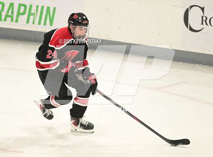 Thumbnail 1 in Masuk @ Fairfield Warde/Ludlowe photogallery.